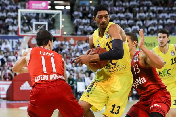 经过深刻的 经过深刻的