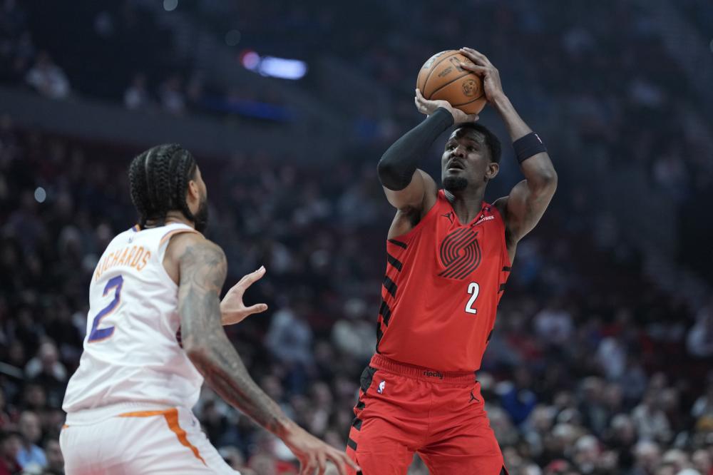 中则展现出 中则展现出