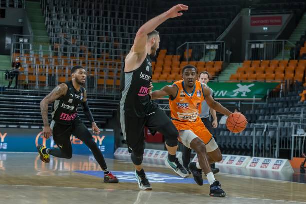 持轮换制 持轮换制